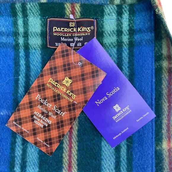 Patrick King Woollen Co Merino Wool Pocket Scarf NWT | Blue Green Tartan Gift - Picture 14 of 16